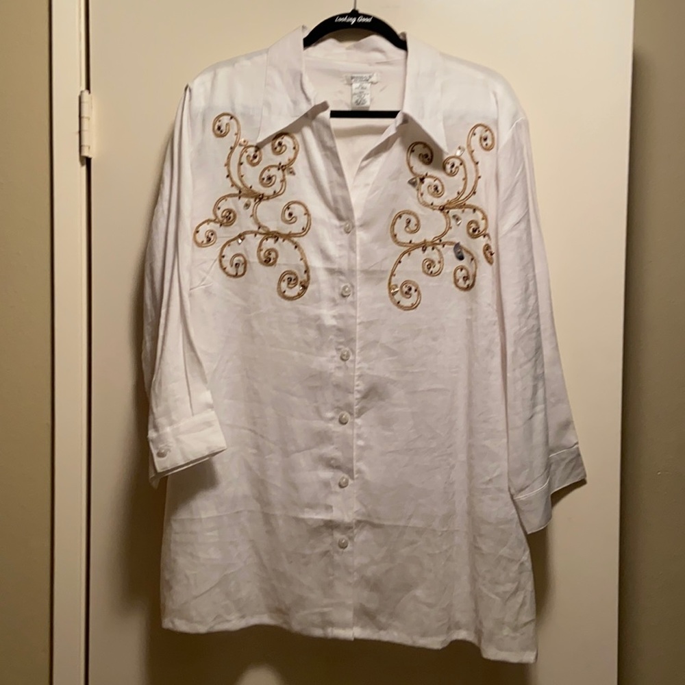Dress-U-ll by Sharon size 20W linen top. Off white and NBW! Has tags
